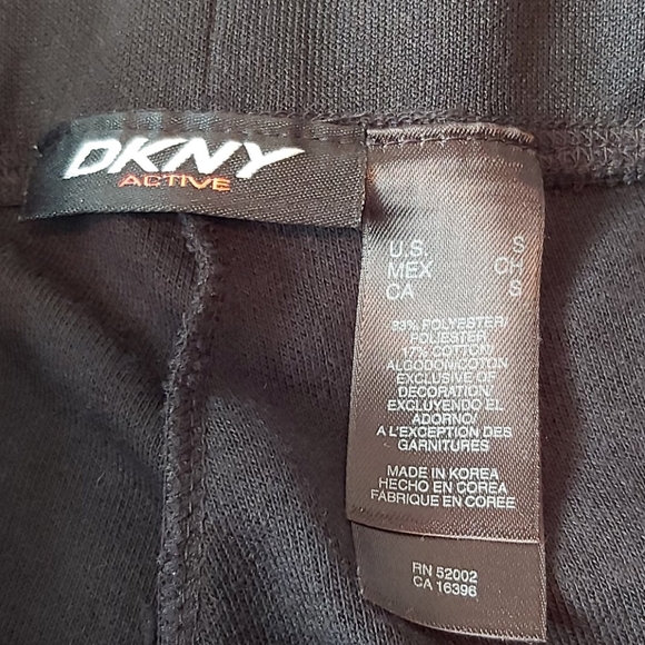 DKNY Active stretchy black pants - Picture 3 of 8